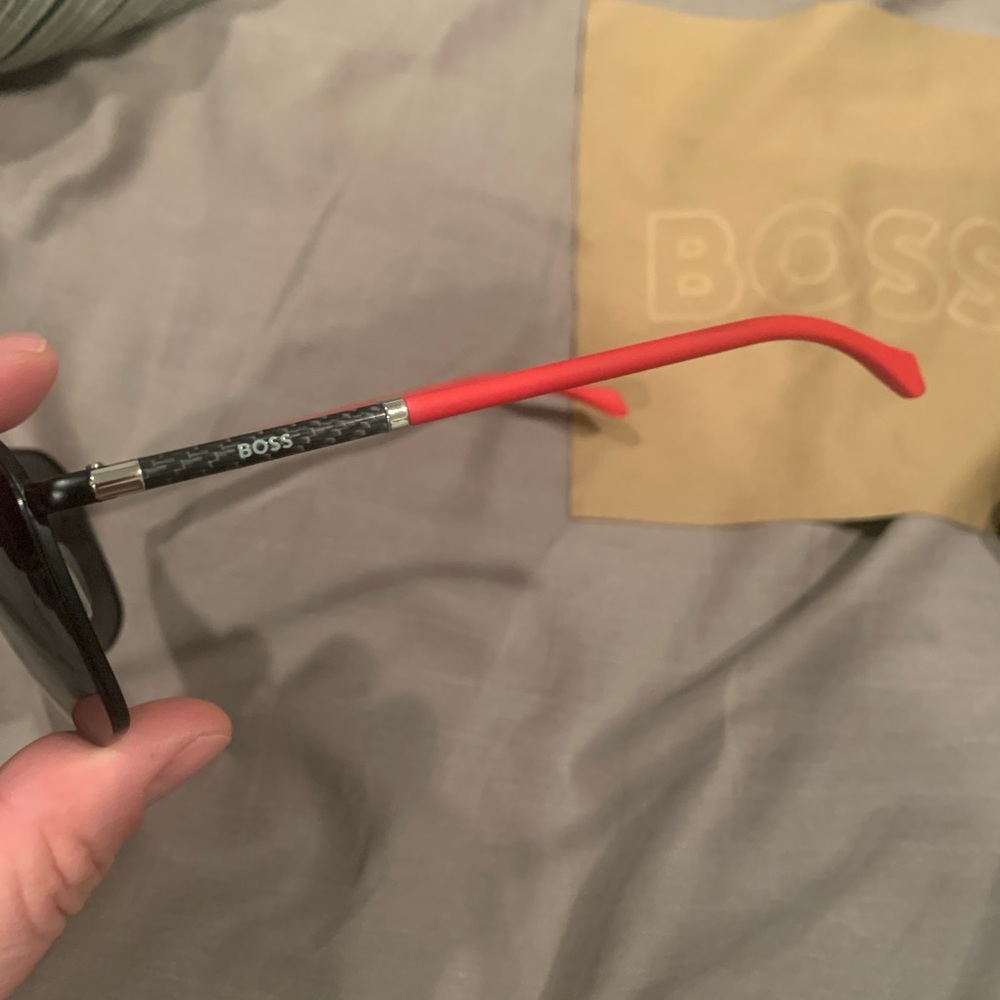 Hugo Boss sunglasses - Picture 3 of 6
